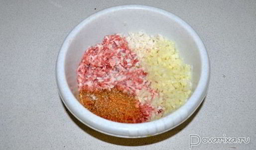 тефтели в сырно-грибном соусе