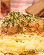 Тефтели в томатно-сметанном соусе