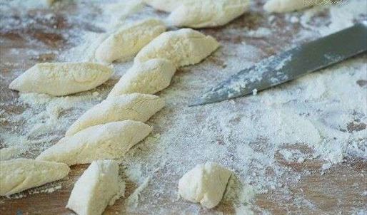 ленивые вареники с топленым молоком