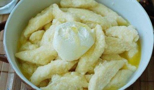 ленивые вареники с топленым молоком