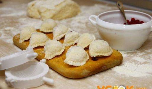 украинские вареники на кефире