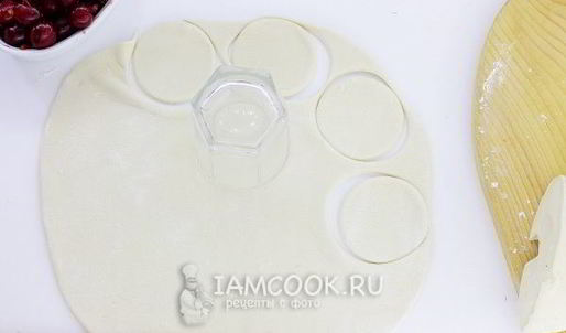 вареники с черешней