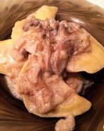 Вареники с картошкой и грибным соусом