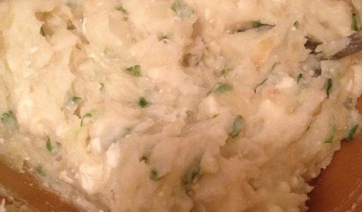 вареники с картошкой и грибным соусом