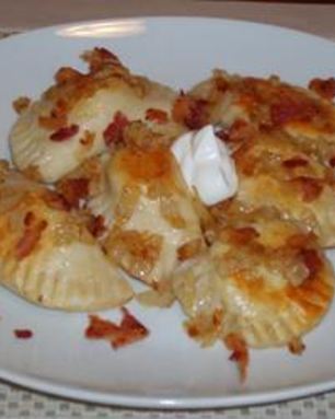 Вареники с картошкой и вареники с кислой капустой