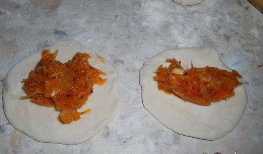 вареники с квашеной капустой