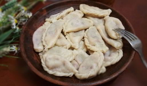 вареники с лесной земляникой