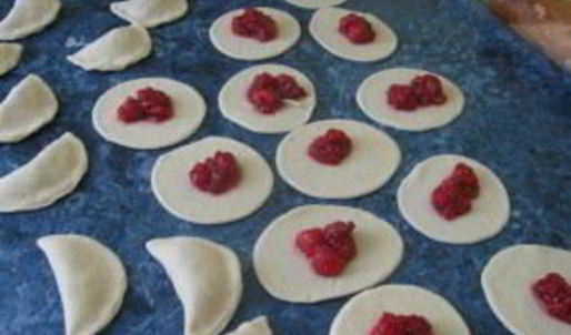 вареники с малиной