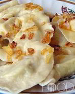 Вареники с сырой картошкой и салом