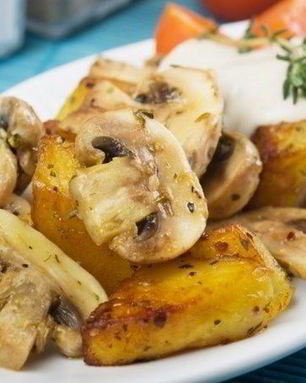 Легкое жаркое с грибами