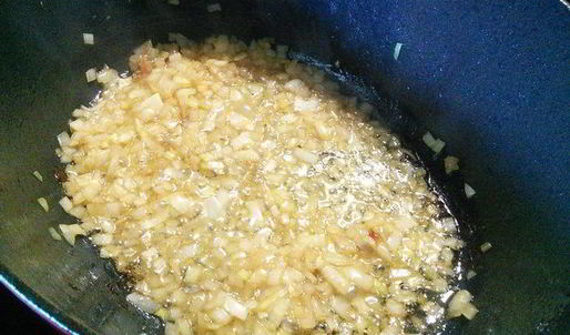 жаркое из курицы с айвой