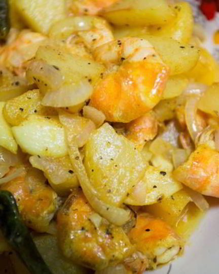 Рецепт жаркого из рыбы с креветками