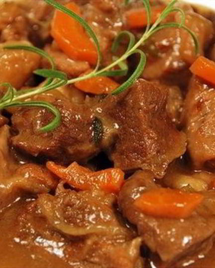 Рецепт жаркого под соусом