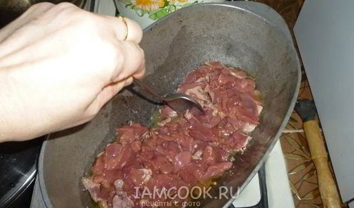 жаркое с грибами и печенью