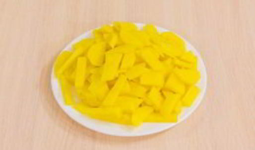 жаркое в горшочках под крышечкой из теста