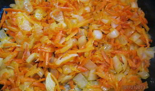 жаркое в горшочках с котлетами