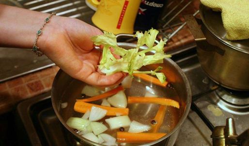 жаркое в горшочках с курицей и грибами