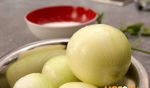 мясные зразы с яйцом и луком