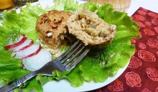 зразы из кеты с начинкой из капусты и вешенок