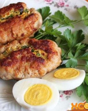 Зразы из свинины с яйцом