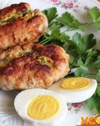 Зразы из свинины с яйцом