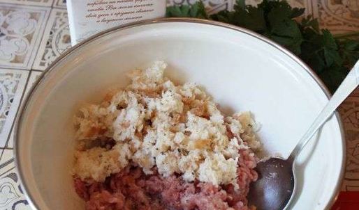 зразы из свинины с яйцом