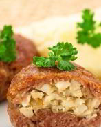 Зразы — котлеты с яичной начинкой