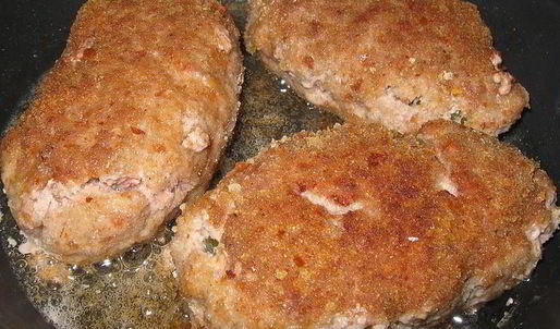 зразы с соленым огурчиком