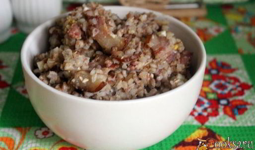 ароматная гречка с копченой грудинкой