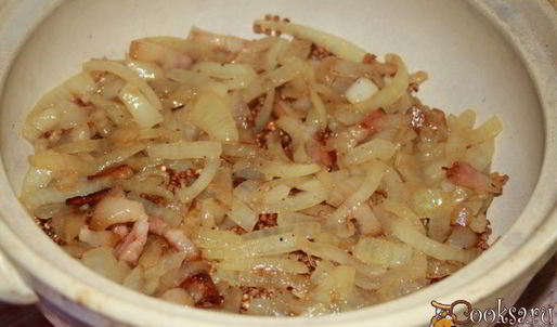 ароматная гречка с луком и беконом