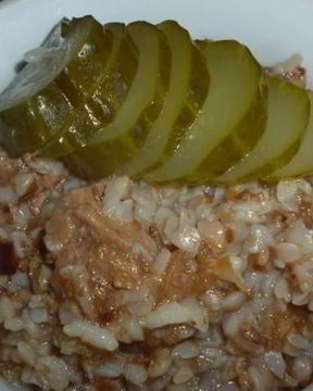 Гречка с тушенкой на сковороде