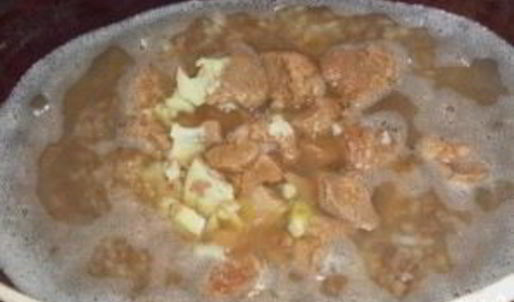 гречка с тушенкой на сковороде