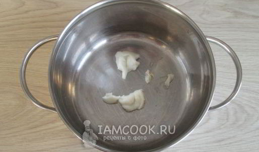 гречка с тушенкой в кастрюле