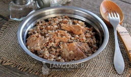 гречка с тушенкой в кастрюле