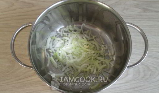 гречка с тушенкой в кастрюле