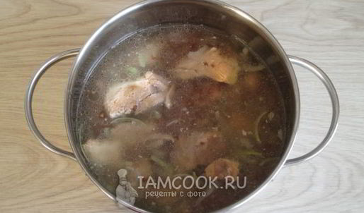 гречка с тушенкой в кастрюле