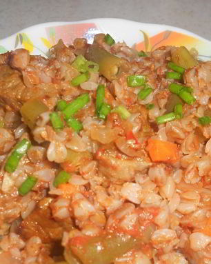 Гречка, тушенная с мясом