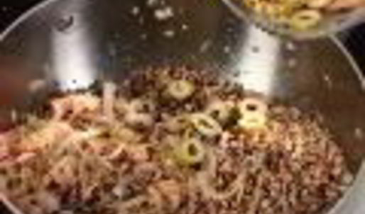 гречневая каша с лососем и оливковым маслом