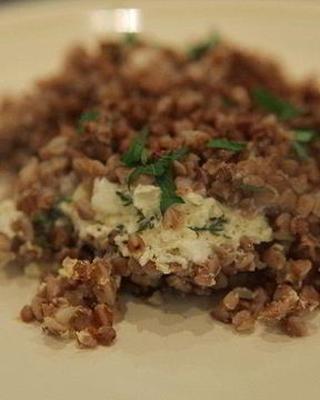 Гречневая каша, запеченная с творогом