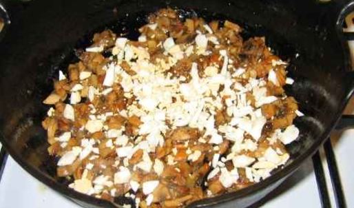 каша гречневая с белыми грибами