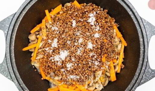 постная гречка с грибами