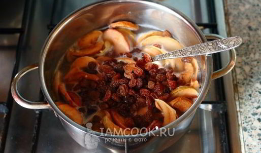 каша дружба с сушеными яблоками и изюмом