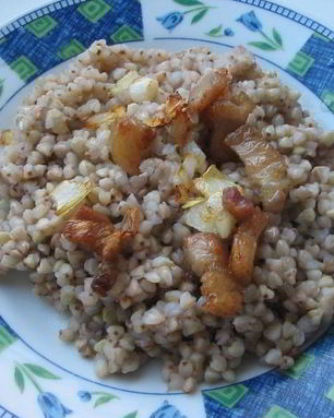 Каша со шкварками