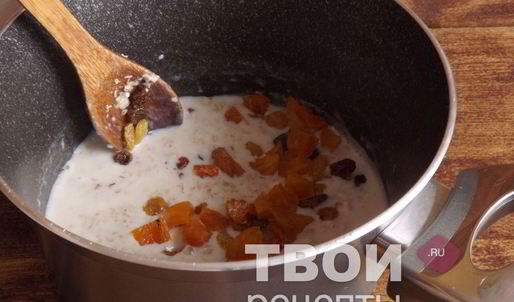 овсяная каша с сухофруктами