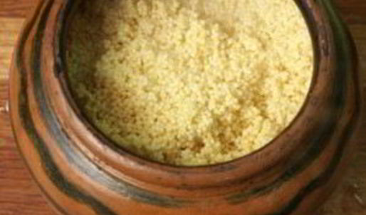 пшенная каша с тыквой в горшочке