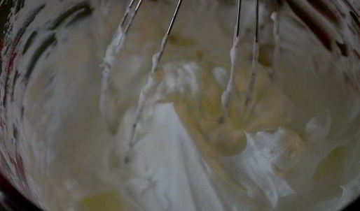 блинчики с сиропом из изюма