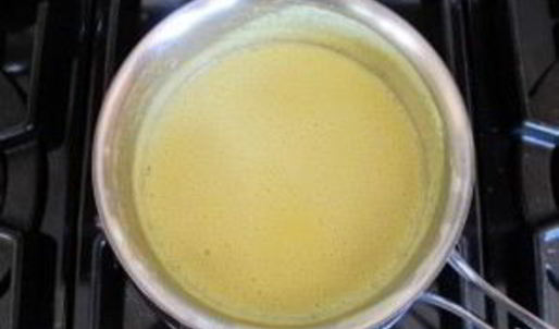 чай латте с куркумой