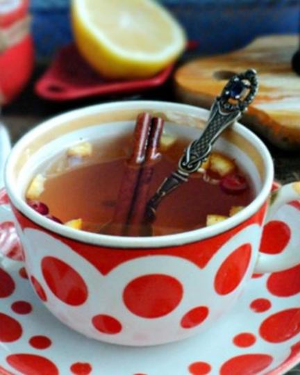 Рецепт чая с апельсиновой коркой, клюквой и корицей