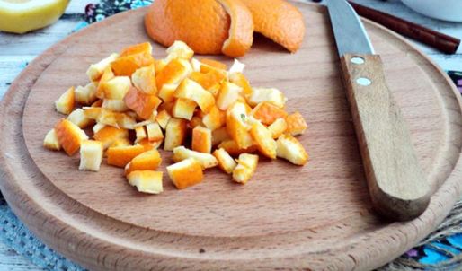 чай с апельсиновой коркой, клюквой и корицей