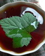 Чай татарский со смородиной и медом